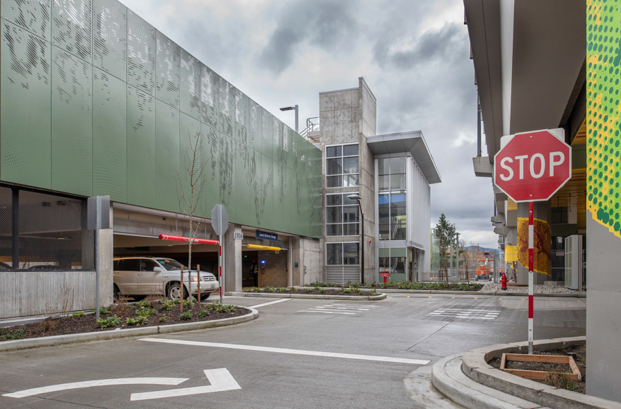 Sound Transit E320 Parking Garage and Station