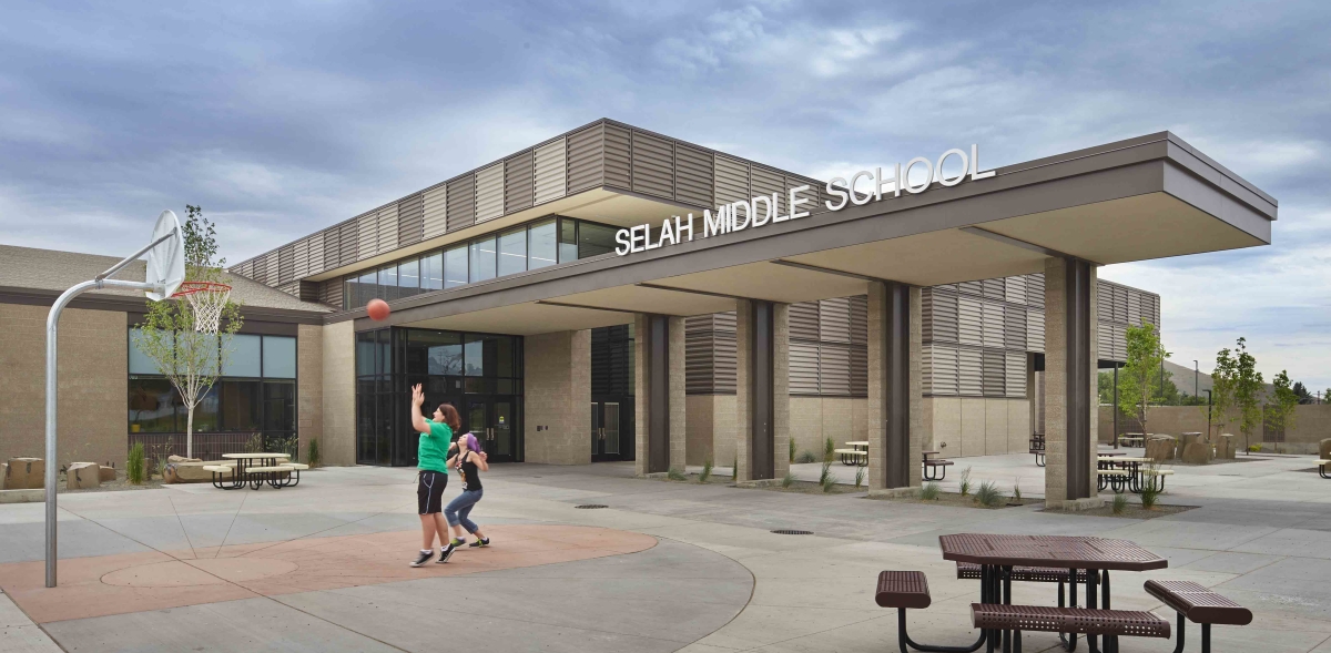 Selah Middle School 4