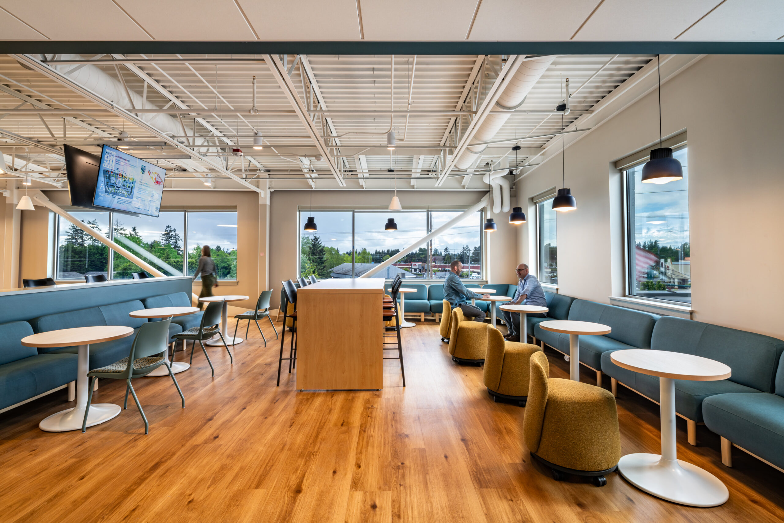 Snohomish County 911 Emergency Communications Center 7